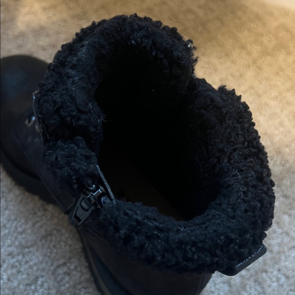 Women's Black Ankle Boots - Picture 5 of 5